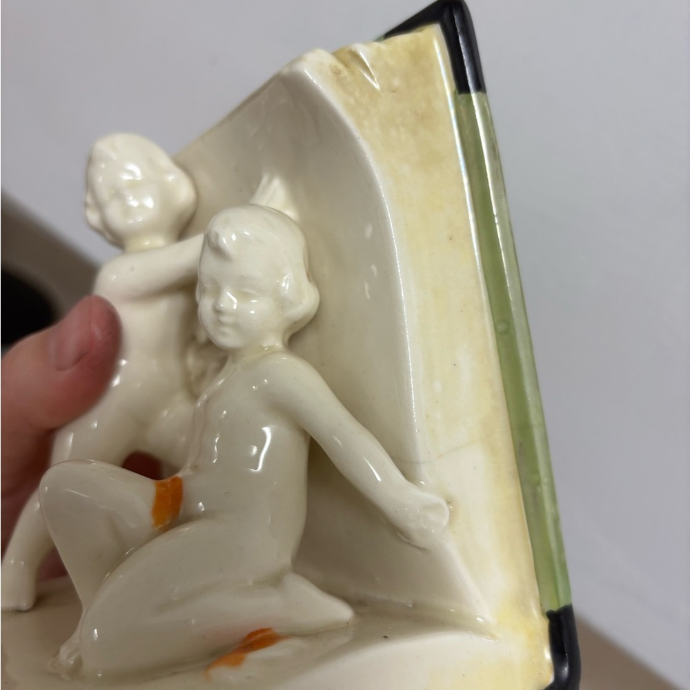 Porcelain Cherub Bookends - Picture 4 of 8